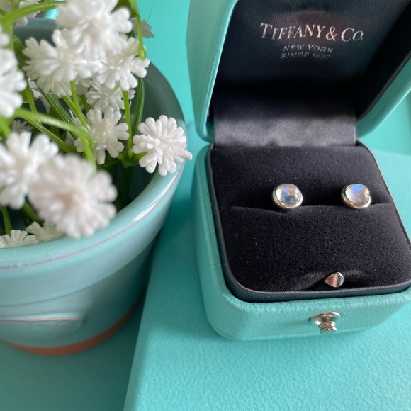 Tiffany moonstone CBTY earrings - Picture 3 of 7